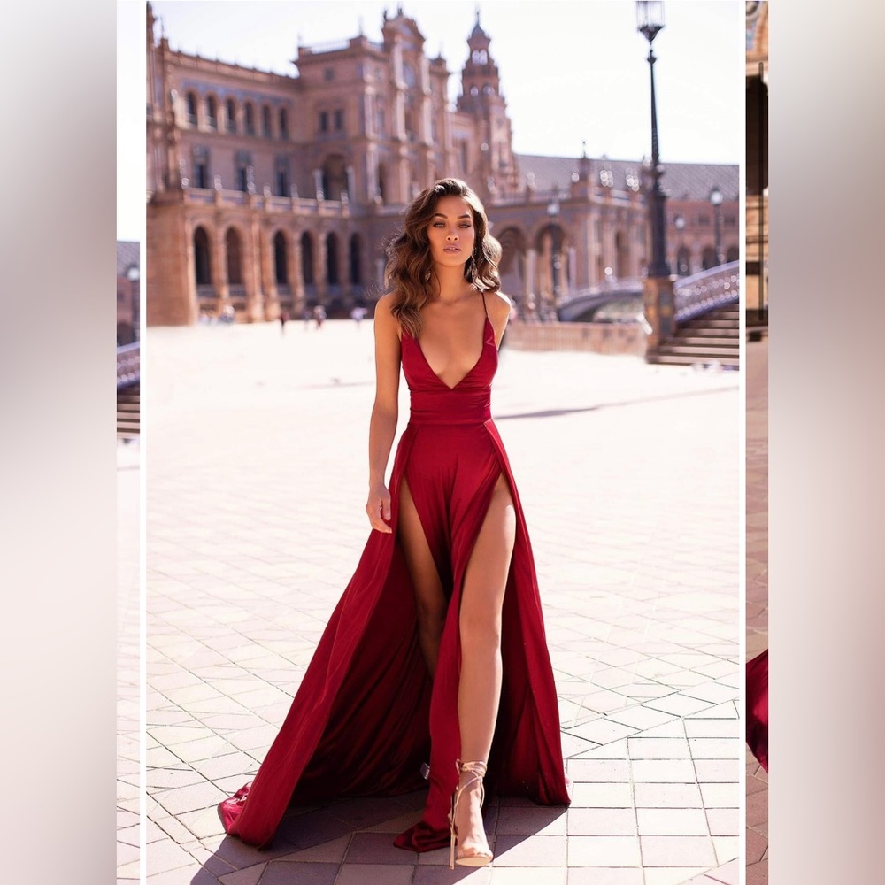 Alamour The Label Loretta Dress in Deep Red